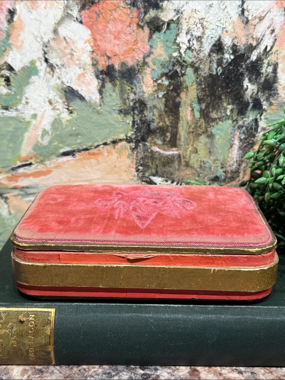 Vintage DuBarry Pink Velvet Jewelry Box with Gold Trim